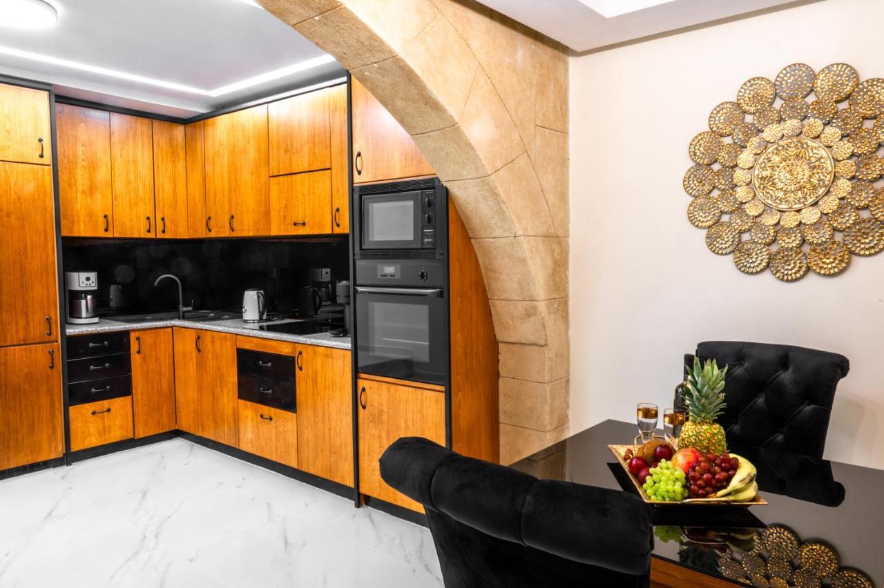 Odysseus Luxury House Villa Rhodes City ภายนอก รูปภาพ
