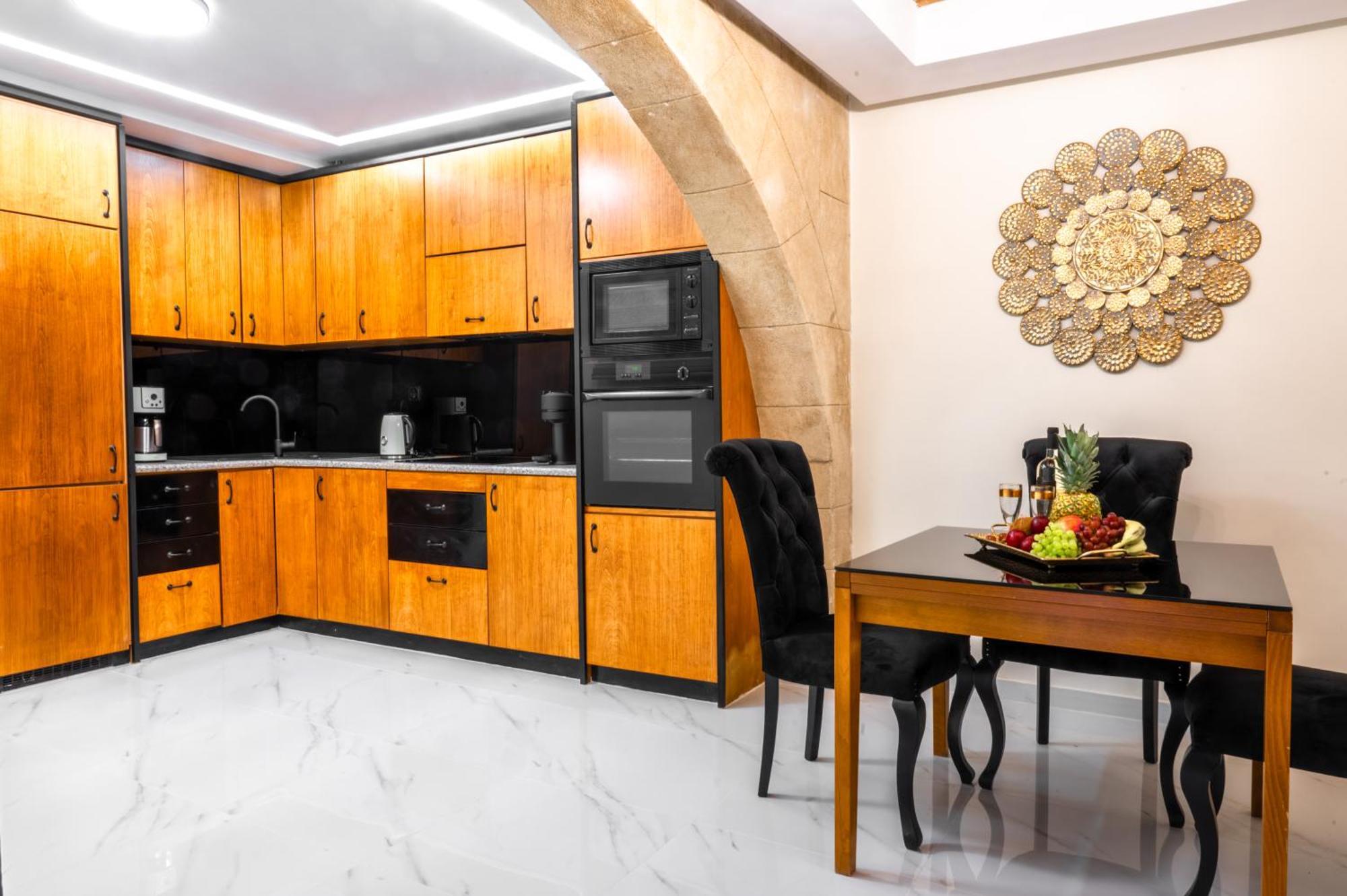 Odysseus Luxury House Villa Rhodes City ภายนอก รูปภาพ